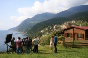 Kuzey Yıldızı İlk Aşk Dizisi Nerede Çekildi? Ordu’daki Mekânları Ayırt Etme Rehberi